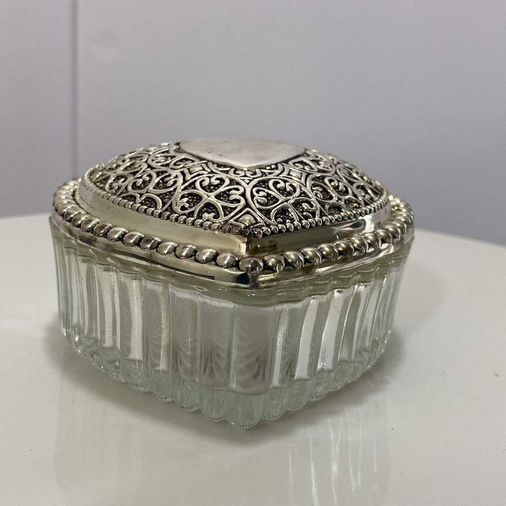 International Silver Co Heart Jewelry Box Ring Holder Set Silverplated Victorian